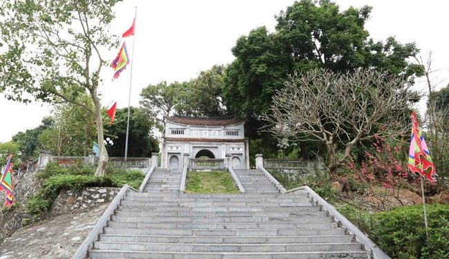 1010 Ve Tham Den Tho Thai Su Le Van Thinh O Bac Ninh 1