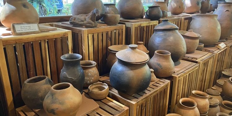 1110bao Ton Phat Huy Nghe Lam Gom Cua Dan Toc Chu Ru Lam Dong 3